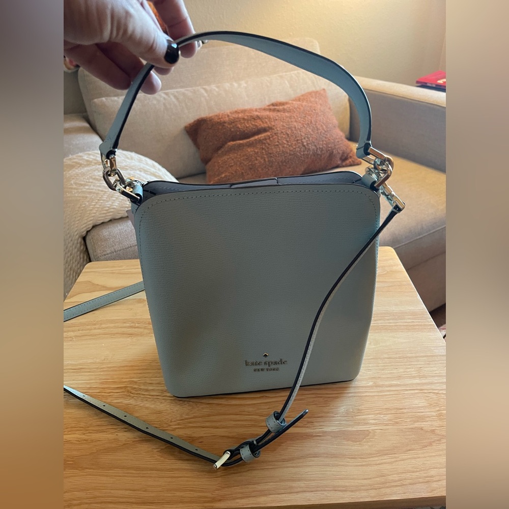 Kate Spade, small bucket cross body, Darcy, color: cloud mist